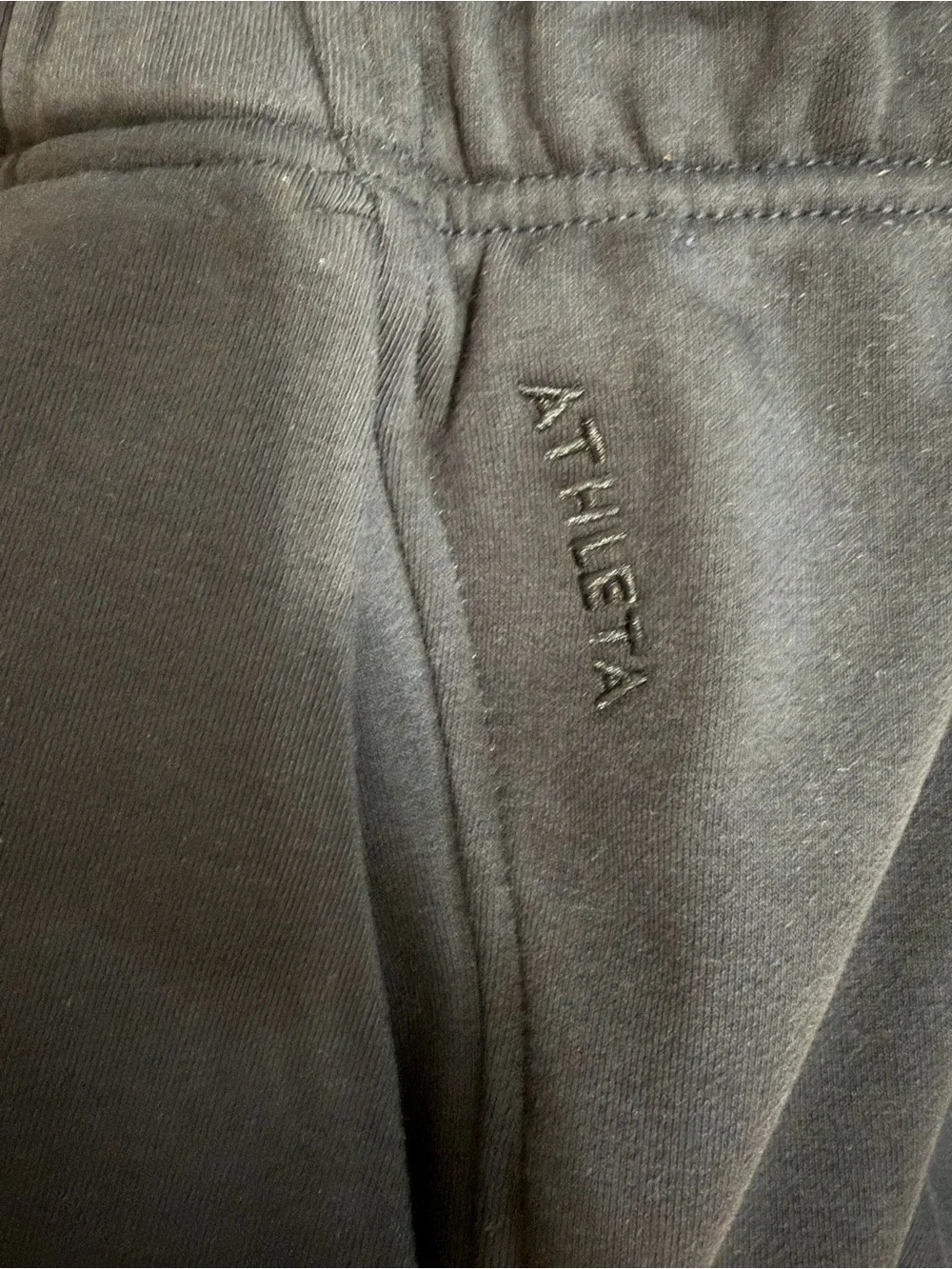 ATHLETA Heavyweight Terry Bermuda Black Drawstring Short Pockets Mid Rise 2026 S